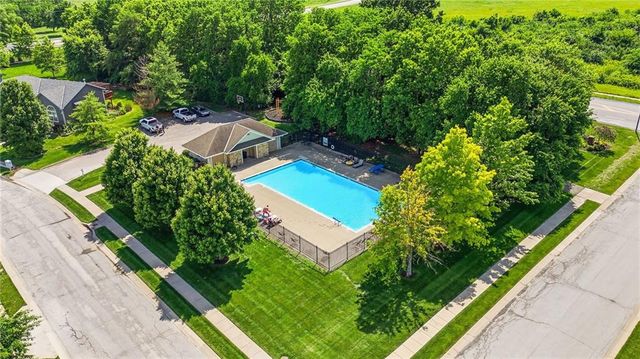 507 River Birch Road, Raymore, MO 64083