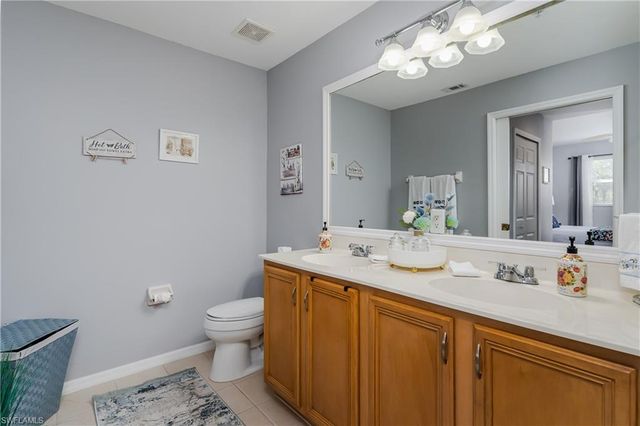 6828 Sterling Greens PL 101, Naples, FL 34104