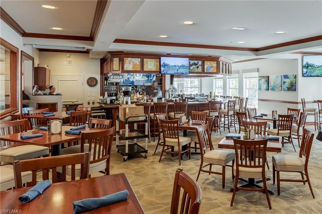 6828 Sterling Greens PL 101, Naples, FL 34104