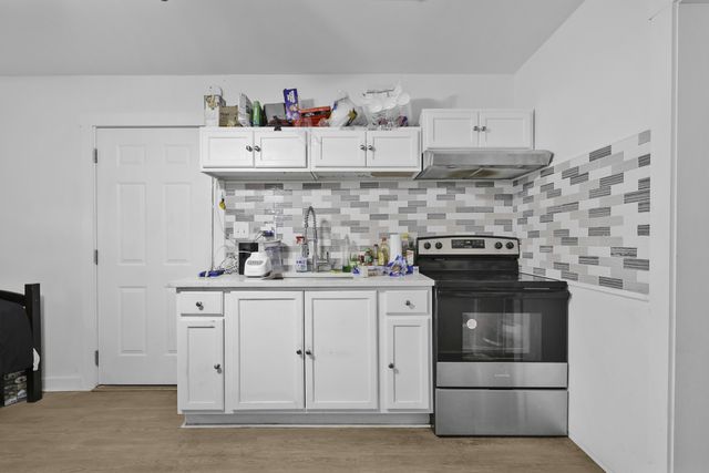 1944 Weeks Rd, Murfreesboro, TN 37127