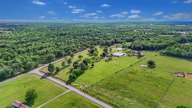 1944 Weeks Rd, Murfreesboro, TN 37127