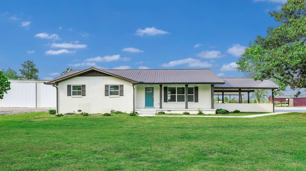 1944 Weeks Rd, Murfreesboro, TN 37127