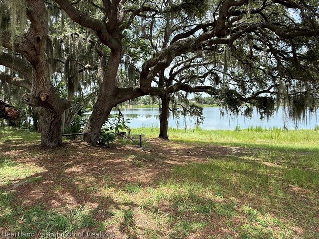 42078 Abram Avenue, Avon Park, FL 33825