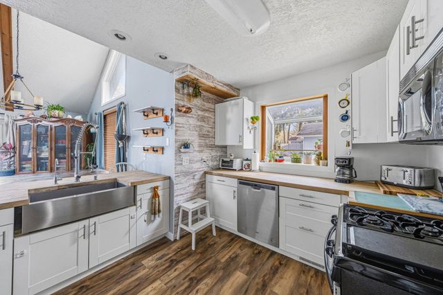 9158 Elmwood Court 185, Canadian Lakes, MI 49346