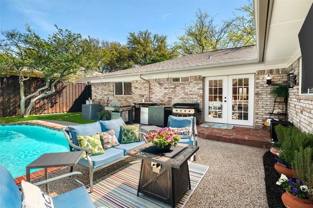 9352 Briarhurst Drive, Dallas, TX 75243