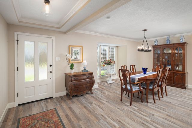 9352 Briarhurst Drive, Dallas, TX 75243