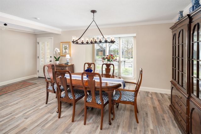 9352 Briarhurst Drive, Dallas, TX 75243