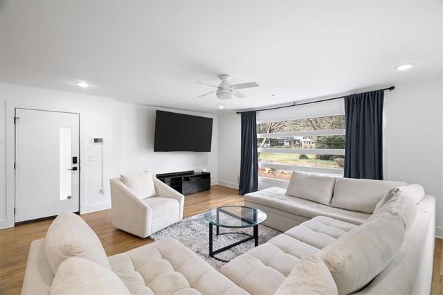 1846 Rogers SW Avenue, Atlanta, GA 30310