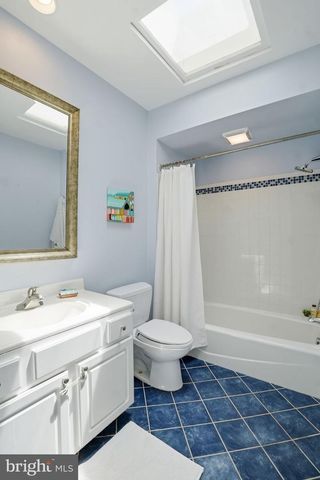 1609 G ST SE, Washington, DC 20003