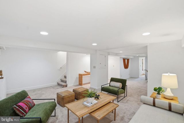 1609 G ST SE, Washington, DC 20003
