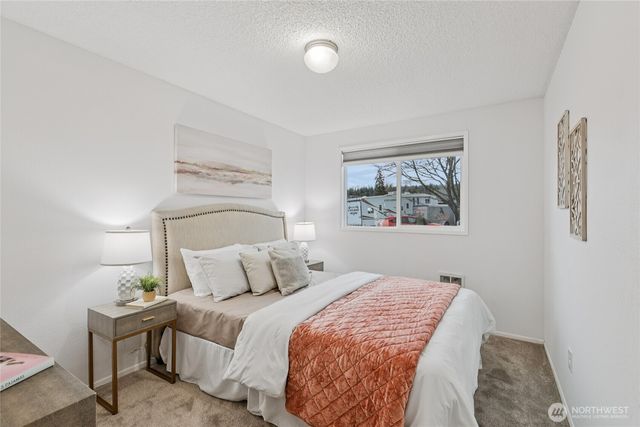 5926 135th Place NE, Marysville, WA 98271