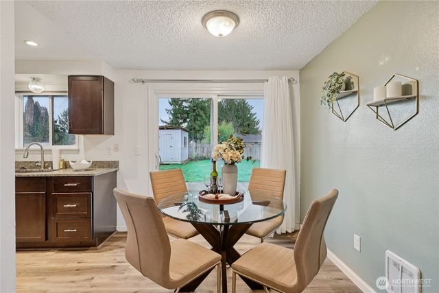 5926 135th Place NE, Marysville, WA 98271