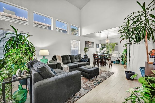 7225 Old Mission Drive, Las Vegas, NV 89128