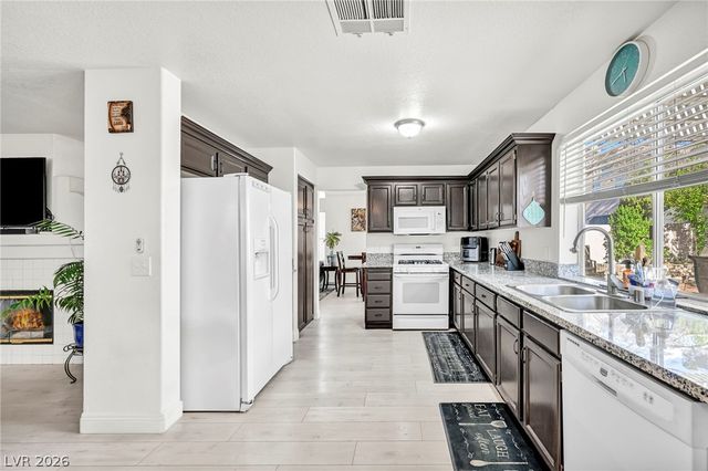 7225 Old Mission Drive, Las Vegas, NV 89128