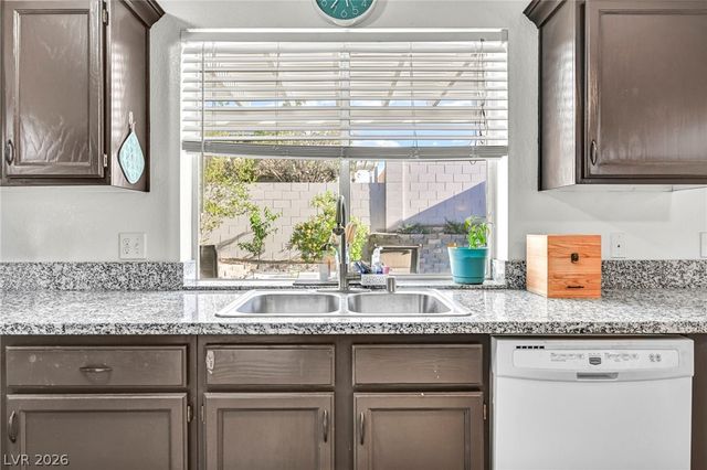 7225 Old Mission Drive, Las Vegas, NV 89128