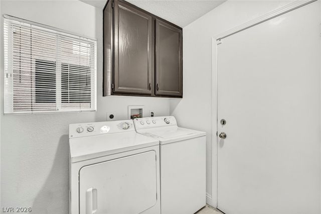 7225 Old Mission Drive, Las Vegas, NV 89128