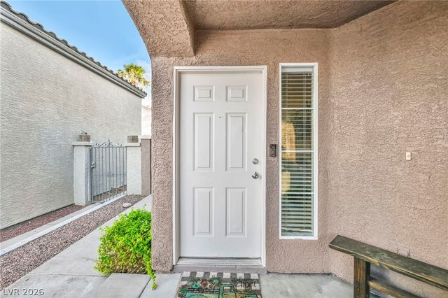 7225 Old Mission Drive, Las Vegas, NV 89128