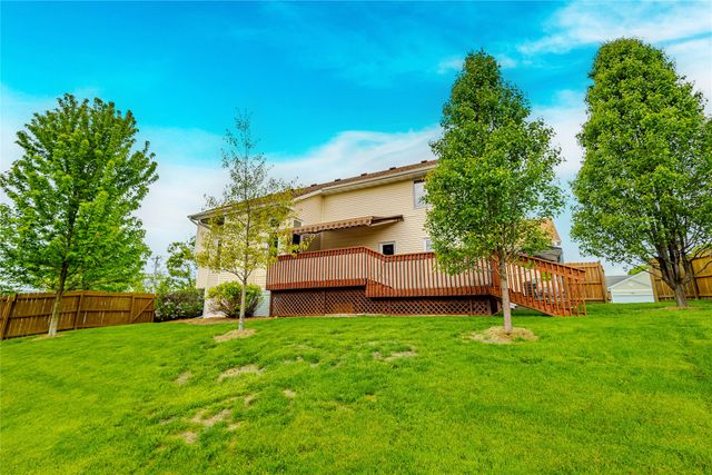 1120 W 16th Street S, Newton, IA 50208