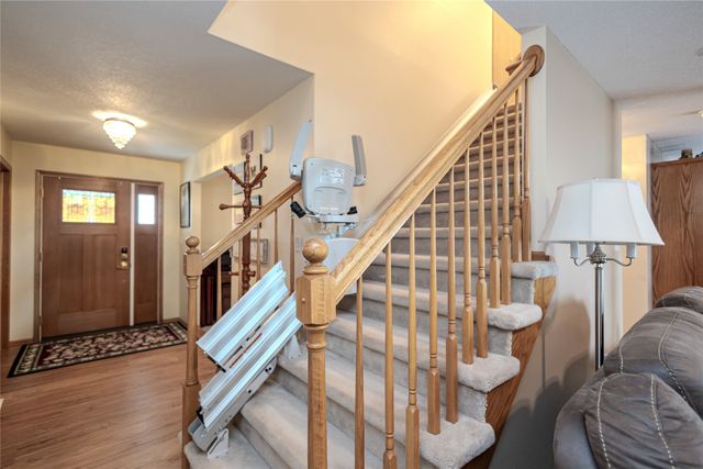 1120 W 16th Street S, Newton, IA 50208
