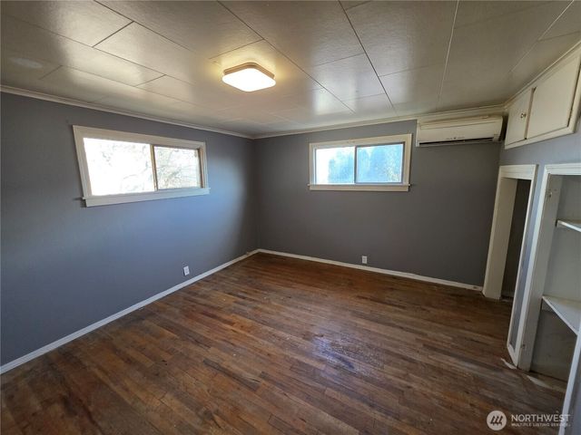 1009 17th Avenue, Oroville, WA 98844