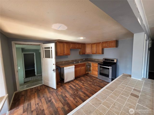 1009 17th Avenue, Oroville, WA 98844