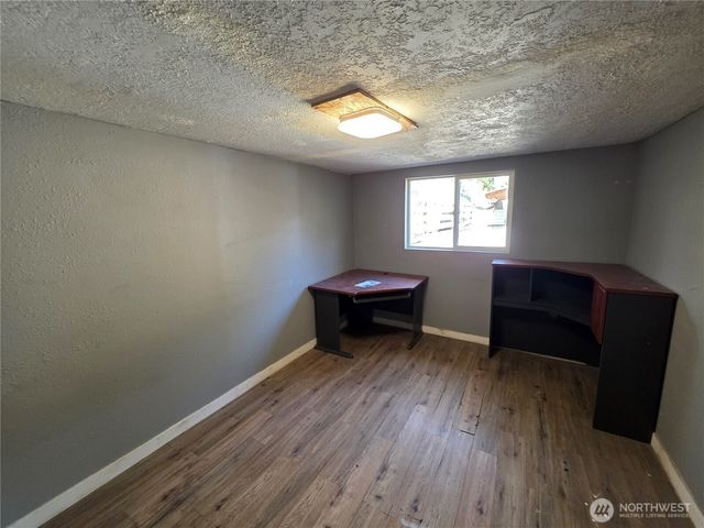 1009 17th Avenue, Oroville, WA 98844