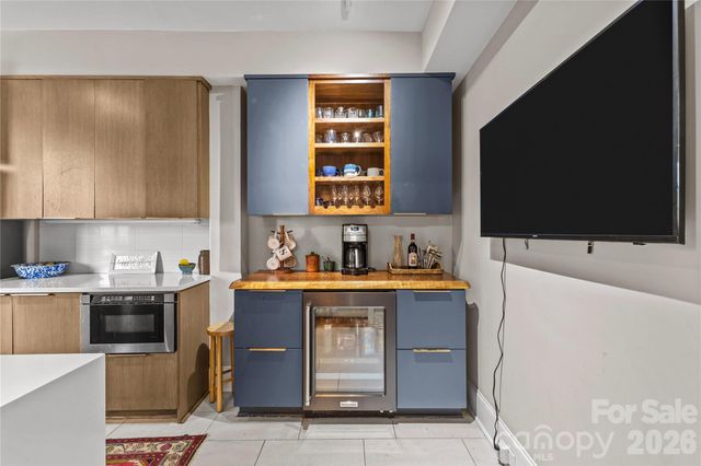 301 W 10th Street W 308, Charlotte, NC 28202