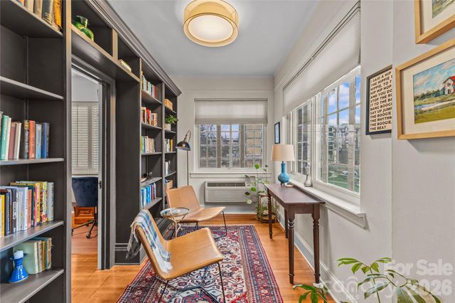 301 W 10th Street W 308, Charlotte, NC 28202