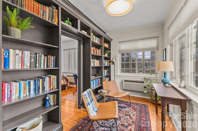 301 W 10th Street W 308, Charlotte, NC 28202