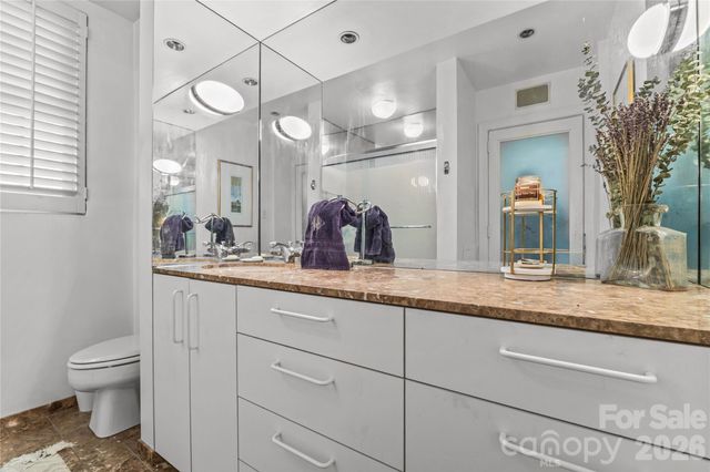 301 W 10th Street W 308, Charlotte, NC 28202