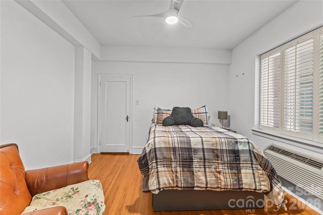 301 W 10th Street W 308, Charlotte, NC 28202