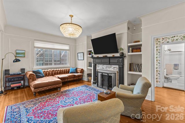 301 W 10th Street W 308, Charlotte, NC 28202