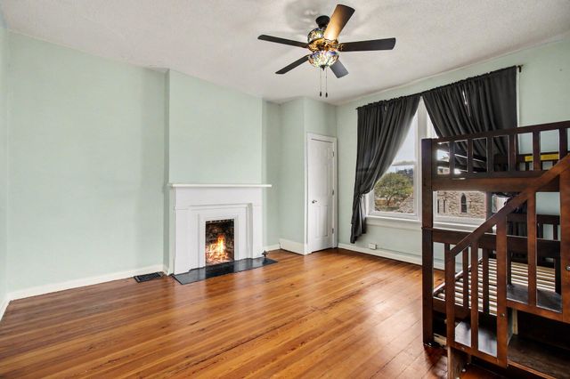 104 8th Avenue, Dayton, KY 41074