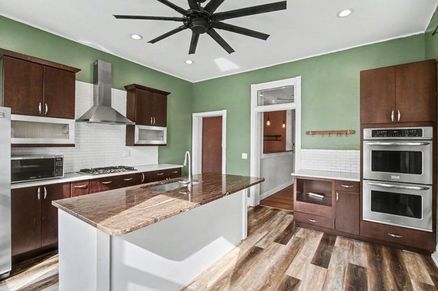 104 8th Avenue, Dayton, KY 41074