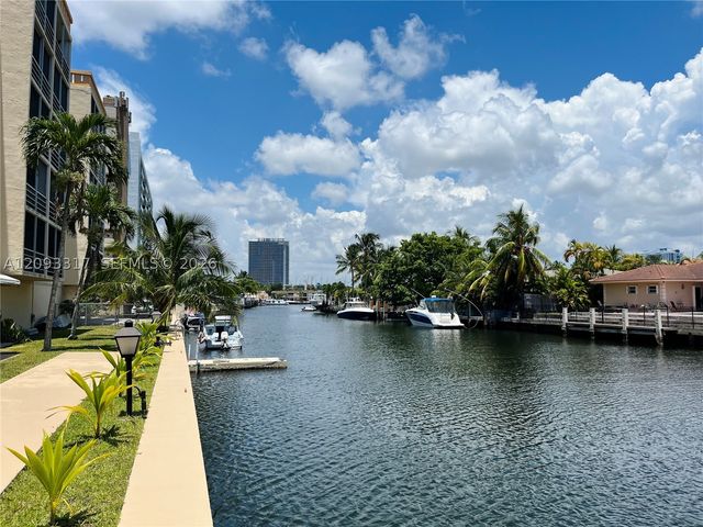 2935 NE 163rd St 5P, North Miami Beach, FL 33160
