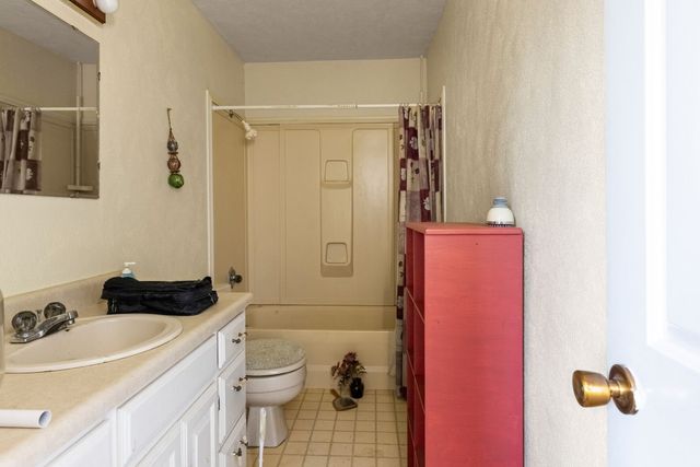 2096 Private Road 3340, Greenville, TX 75402