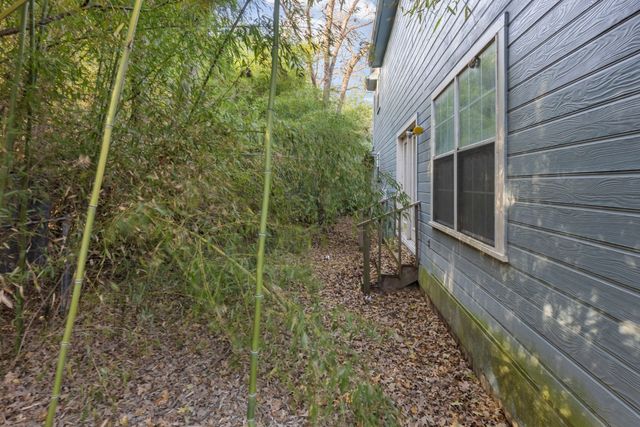 2096 Private Road 3340, Greenville, TX 75402