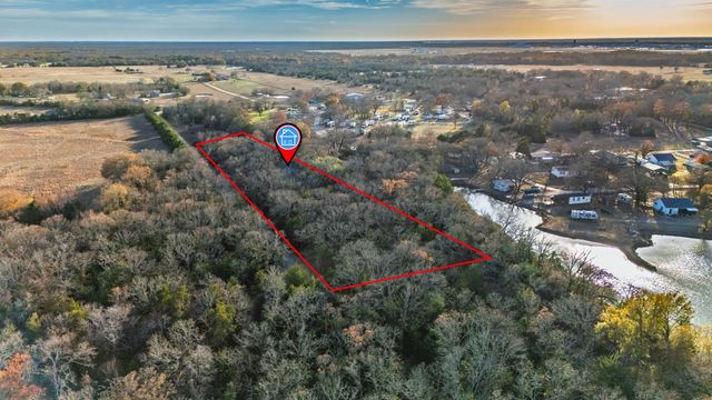 2096 Private Road 3340, Greenville, TX 75402