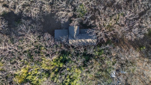 2096 Private Road 3340, Greenville, TX 75402