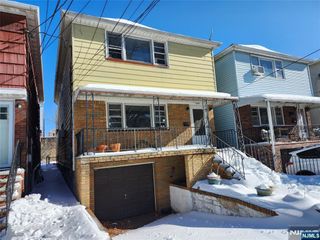 348 Cator Avenue, Jersey City, NJ 07305