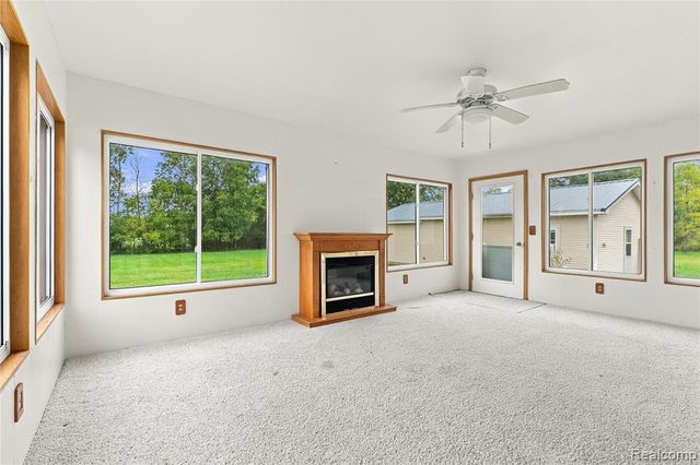 7106 Lake Road, Montrose, MI 48457