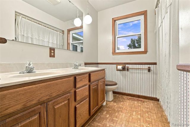 7106 Lake Road, Montrose, MI 48457