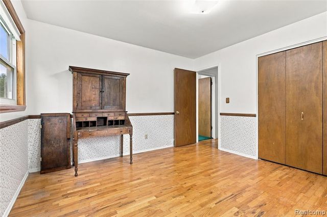 7106 Lake Road, Montrose, MI 48457