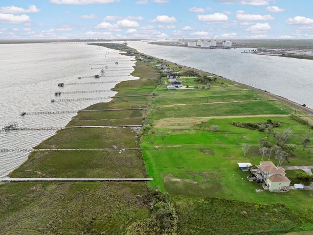 0 Hwy 82 Martin L King Jr Drive, Port Arthur, TX 77640