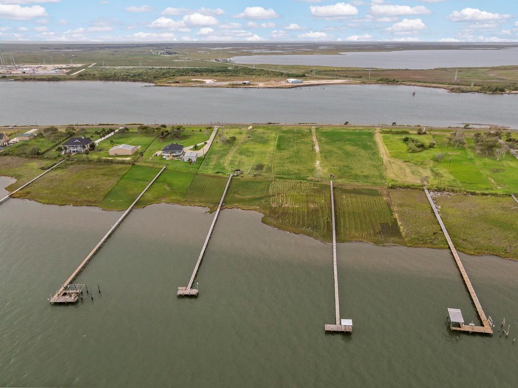 0 Hwy 82 Martin L King Jr Drive, Port Arthur, TX 77640