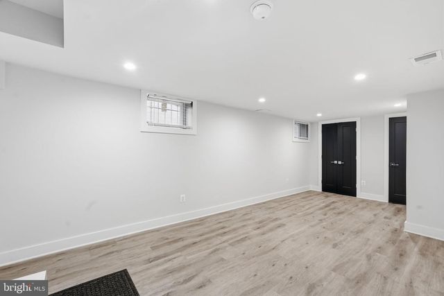 1204 TRENTON PL SE, Washington, DC 20032