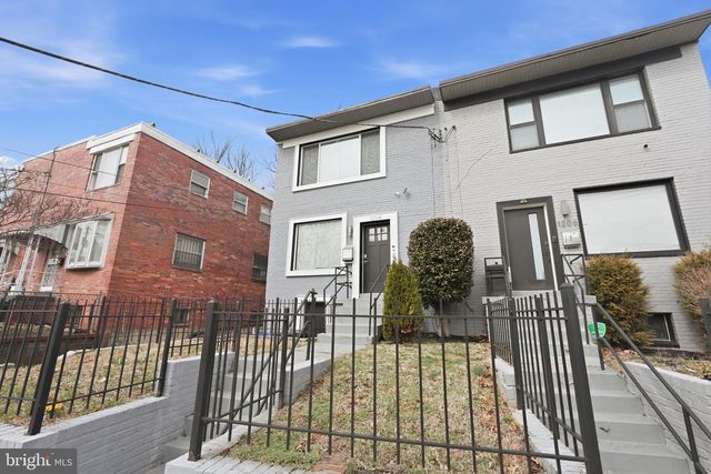1204 TRENTON PL SE, Washington, DC 20032