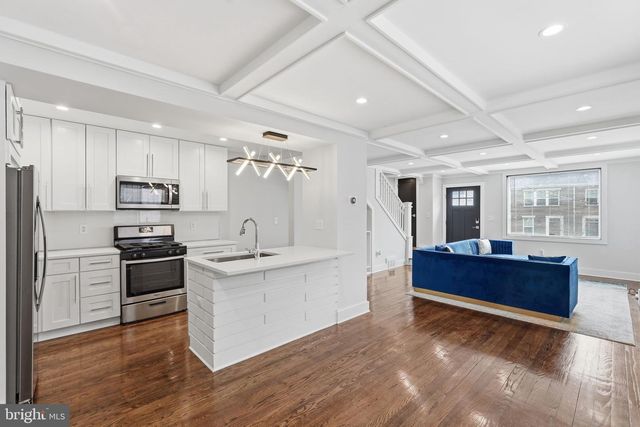 1204 TRENTON PL SE, Washington, DC 20032