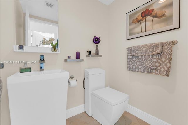 3101 S Ocean Drive 606, Hollywood, FL 33019
