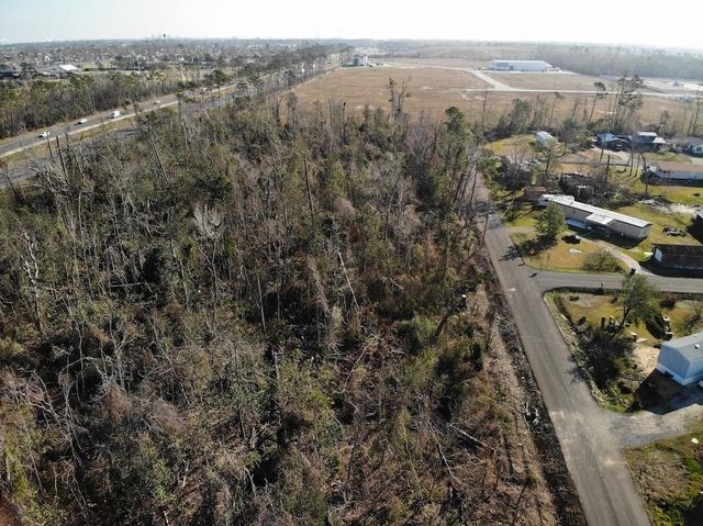 Michael Lane, Sulphur, LA 70665